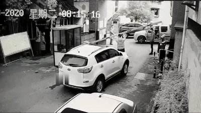 破壞小區(qū)道閘