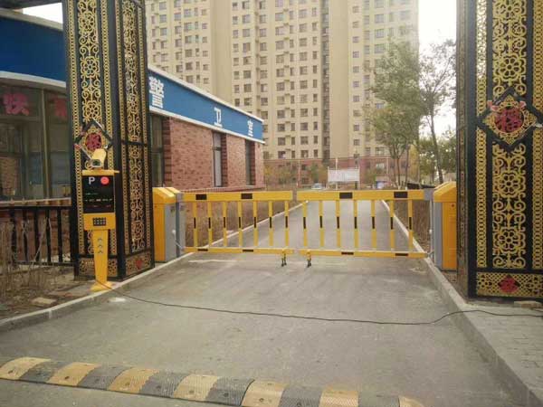 車庫出入口道閘