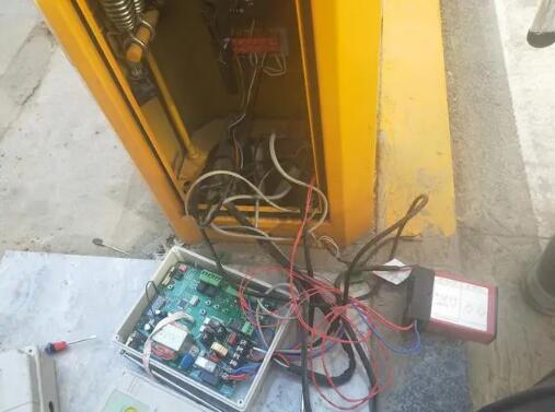 道閘機(jī)遙控器配對