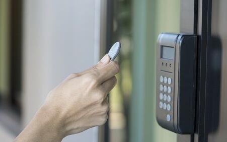 智能門(mén)禁廠商