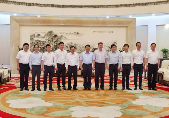 大華股份長三角區(qū)域總部暨科創(chuàng)中心項(xiàng)目簽約儀式