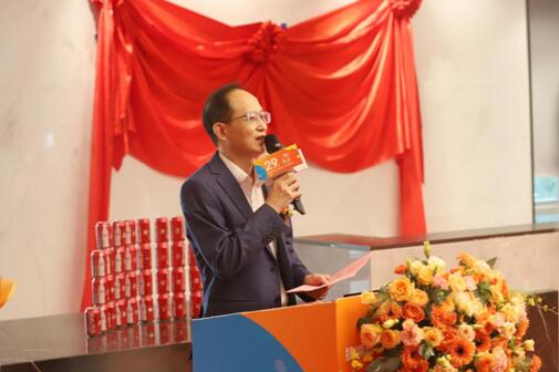 龍華區(qū)副區(qū)長陳建民首先對(duì)捷順科技入駐龍華表示熱烈歡迎與祝賀