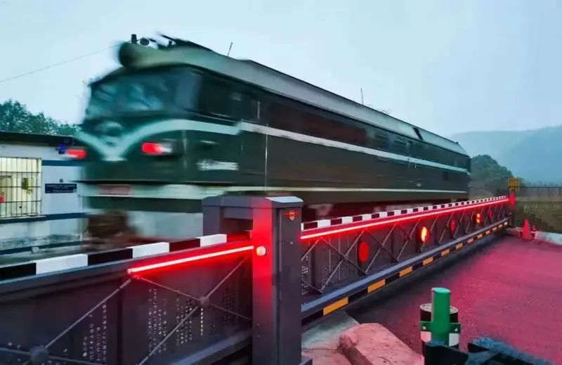 建星智能鐵道部杭州路段電動(dòng)平移門(mén)項(xiàng)目順利交付