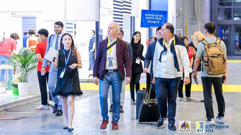 特邀來(lái)自歐美超過(guò)12個(gè)國(guó)家及地區(qū)的強(qiáng)大買家團(tuán)組團(tuán)觀展