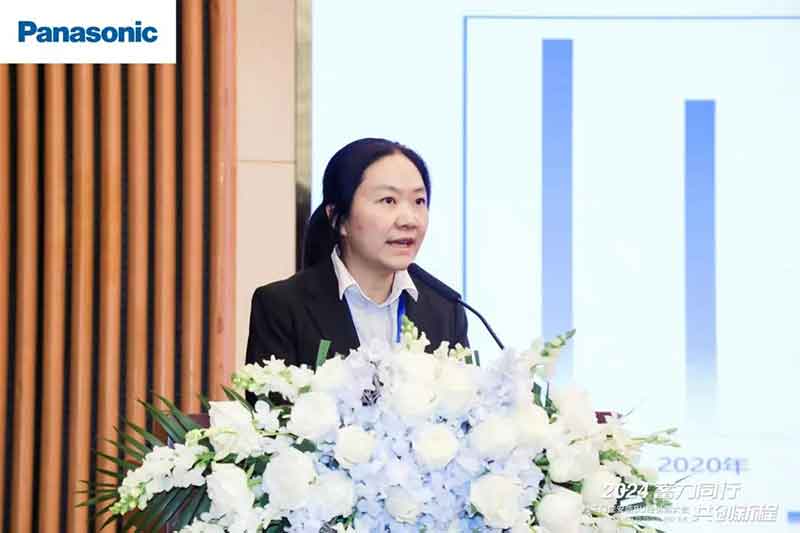 營(yíng)業(yè)部部長(zhǎng) 張睿