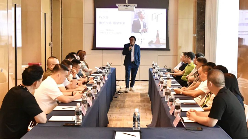 多瑪凱拔大中華區(qū)高級(jí)副總裁羅劍生先生