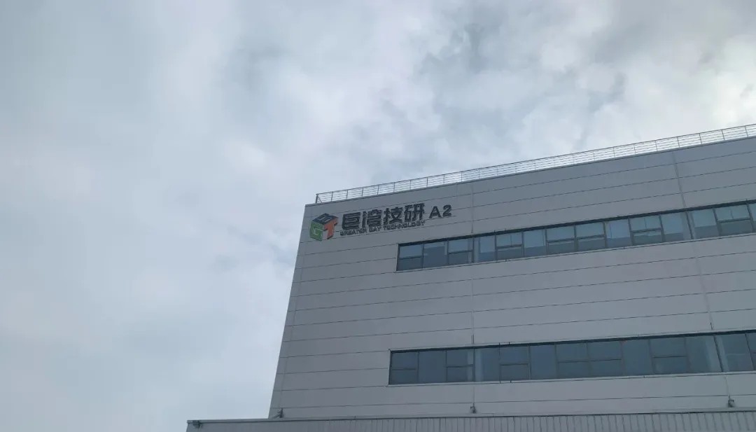 建充電站應(yīng)跟建加油站一樣！車企不適合自建充電樁！