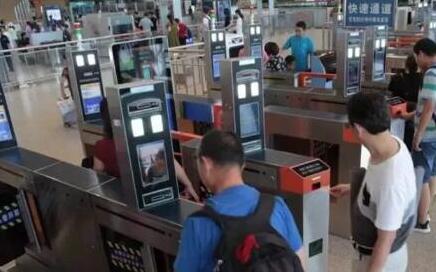 高鐵票正式宣告結(jié)束！刷臉時代來臨！