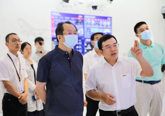 山西省副省長(zhǎng)王一新一行參觀考察大華股份