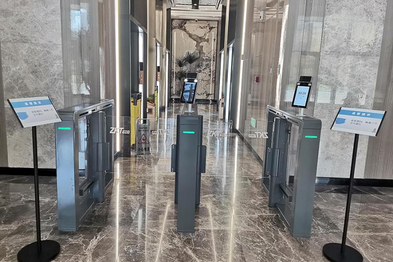 熵基科技助力地標級寫字樓打造人車通行新體驗