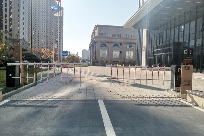 熵基科技助力地標級寫字樓打造人車通行新體驗