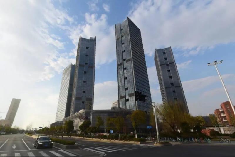 南京蘇寧慧谷上線捷順科技充電樁+運(yùn)營增收方案，停充一體助力增收35%