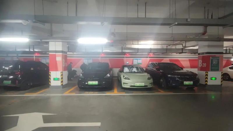 南京蘇寧慧谷上線捷順科技充電樁+運(yùn)營增收方案，停充一體助力增收35%