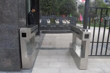 智能人行通道閘機的種類及功能有哪些？