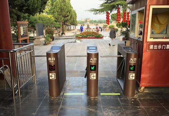 安裝三輥閘前的例行檢查