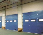 如何安裝工業(yè)滑升門？