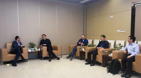 華為技術(shù)有限公司Cloud BU總裁鄭葉來(lái)等高層管理人員蒞臨周泊通科技深圳總部參觀訪問(wèn)