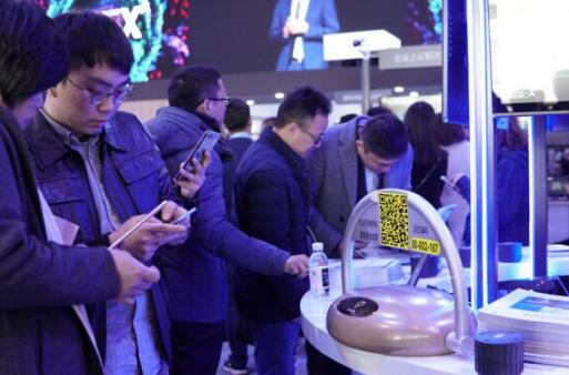 約泊?掃碼停車亮相華為生態(tài)大會 以行動共創(chuàng)智慧停車新紀(jì)元