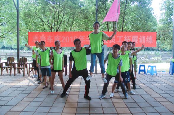 雄鷹隊：雄鷹雄鷹，全隊精英