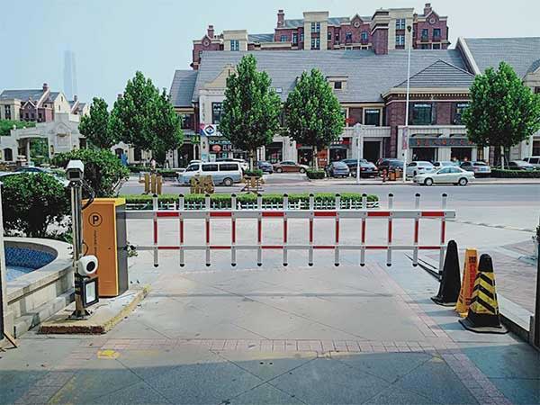 停車(chē)場(chǎng)車(chē)牌識(shí)別系統(tǒng)