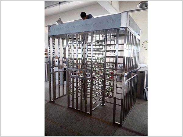 旋轉(zhuǎn)通道閘