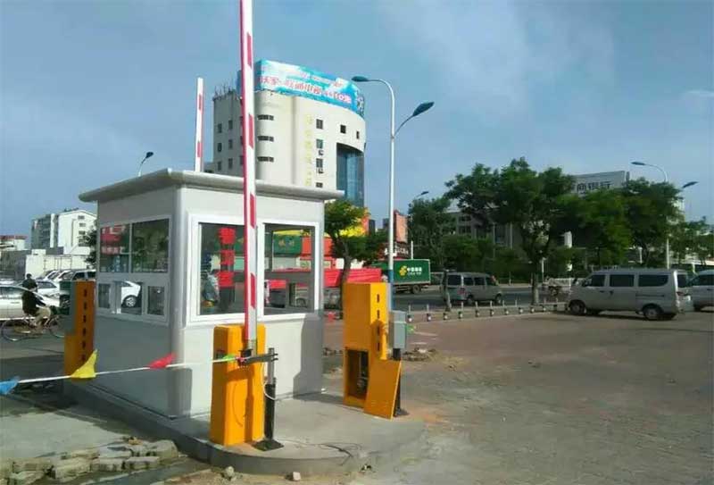 山東煙臺(tái)幸福五村停車(chē)場(chǎng)系統(tǒng)案例 - 中出網(wǎng)-智能出入口與停車(chē)充電門(mén)戶