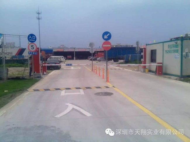 浙江寶通萬國物流園雙層票箱案例 - 中出網(wǎng)-智能出入口與停車充電門戶