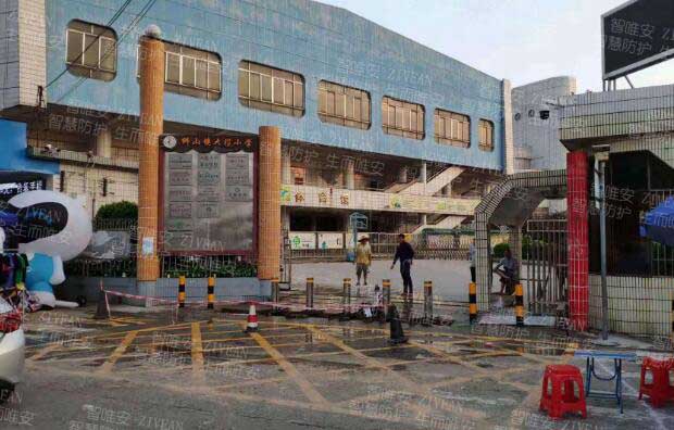 佛山市獅山鎮(zhèn)大欖小學升降柱案例 - 中出網-智能出入口與停車充電門戶