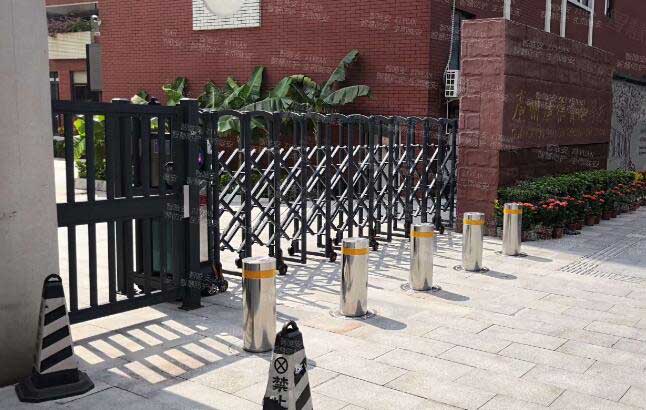 廣州廣雅學(xué)校升降柱案例 - 中出網(wǎng)-智能出入口與停車(chē)充電門(mén)戶