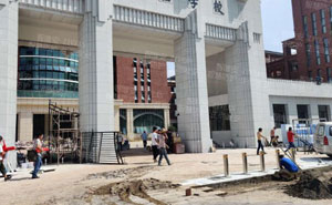 石門實驗學校升降柱案例