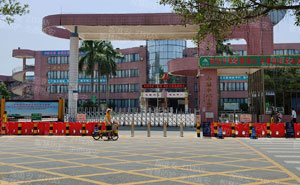 小塘中心小學 - 中出網(wǎng)-智能出入口與停車充電門戶