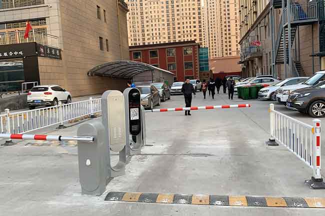 太原錦東佳苑無人值守停車場管理系統(tǒng)案例 - 中出網(wǎng)-智能出入口與停車充電門戶
