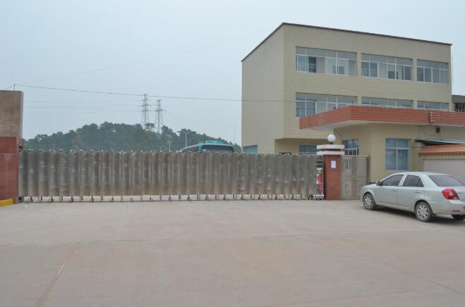 欽州市車管所伸縮門(mén)案例 - 中出網(wǎng)-智能出入口與停車充電門(mén)戶