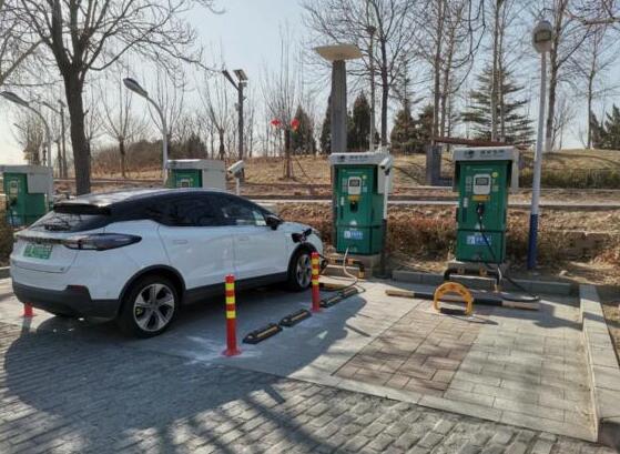 北京停車新規(guī)7月1日實施！占車位不充電，加錢 ——易泊反燃油車占位系統(tǒng)配合新規(guī)實施