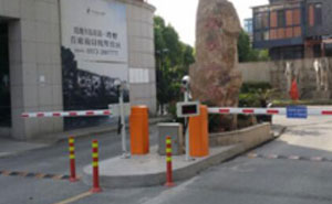 湖州南潯玫瑰半島花園車牌識(shí)別系統(tǒng)案例