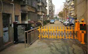 岳陽(yáng)市四化建小區(qū)銳捷款車(chē)牌識(shí)別案例