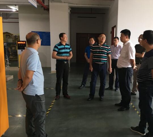 臺山市副市長考察廣州科馬電子有限公司