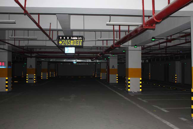 地下車庫多功能車位引導系統(tǒng)