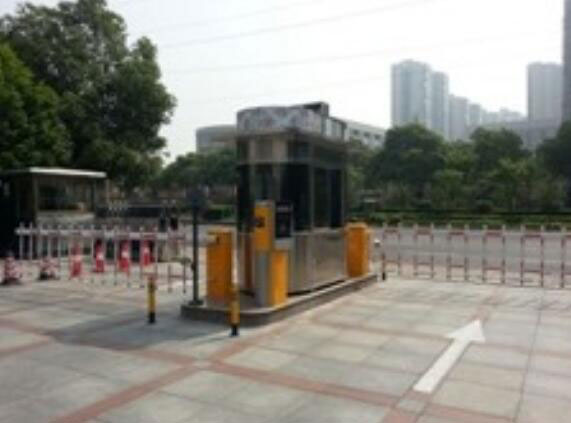 長沙巨星集團(tuán)停車場系統(tǒng)案例 - 中出網(wǎng)-智能出入口與停車充電門戶