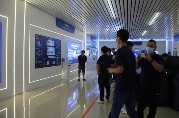 展廳升級后首次開放迎接重要嘉賓參觀