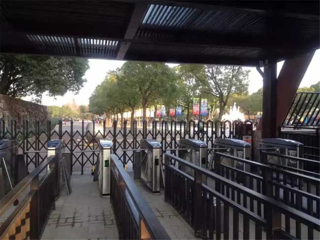 上海野生動物園通道閘案例 - 中出網(wǎng)-智能出入口與停車充電門戶