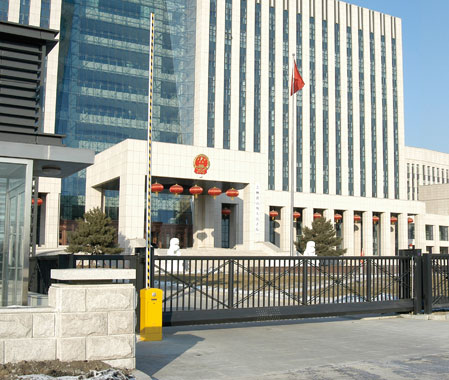 吉林省高級人民法院-懸浮門案例 - 中出網-智能出入口與停車充電門戶