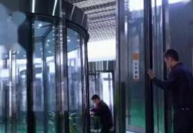 相信品牌的力量，銳澤SOTC安全旋轉(zhuǎn)門登陸央視