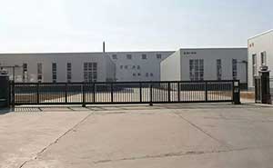 凱隆重鋼伸縮門案例