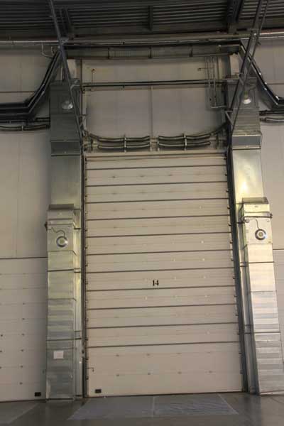 大型工業(yè)提升門(mén)及多塊分節(jié)提升門(mén)