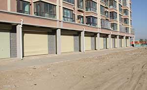 蘭州市高新開發(fā)區(qū)經(jīng)濟(jì)適用房工業(yè)門案例 - 中出網(wǎng)-智能出入口與停車充電門戶