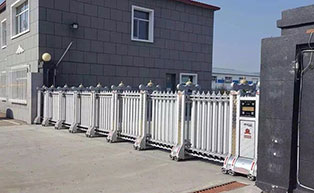 黑龍江寶清縣樺寶農(nóng)副產(chǎn)品責(zé)任有限公司伸縮門工程案例