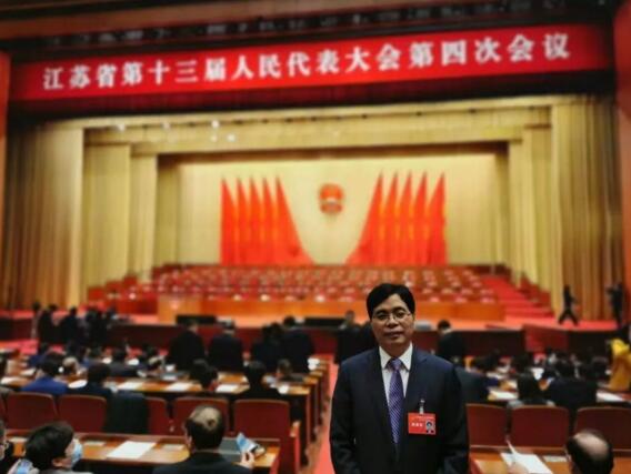 江蘇國(guó)強(qiáng)袁國(guó)強(qiáng)董事長(zhǎng)參加江蘇省第十三屆人大第四次會(huì)議