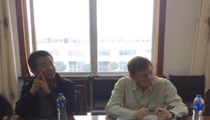 英國(guó)知名的鍍鋅專家、國(guó)際鍍鋅協(xié)會(huì)顧問及華南理工大學(xué)材料學(xué)教授來(lái)江蘇國(guó)強(qiáng)考察