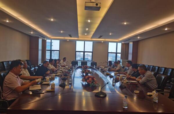 江蘇國(guó)強(qiáng)董事長(zhǎng)袁國(guó)強(qiáng)赴沙鋼開展技術(shù)商務(wù)交流